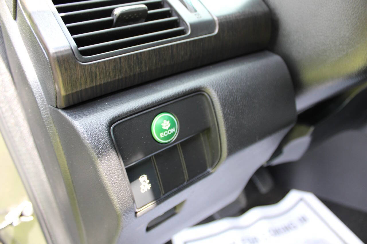 Used 2013 Honda Accord EX image 24