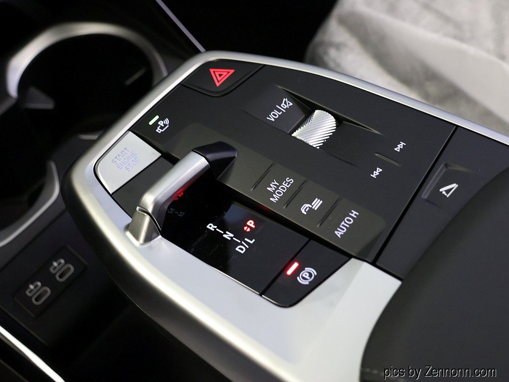 New 2027 BMW X1 xDrive28i AWD/4WD image 26