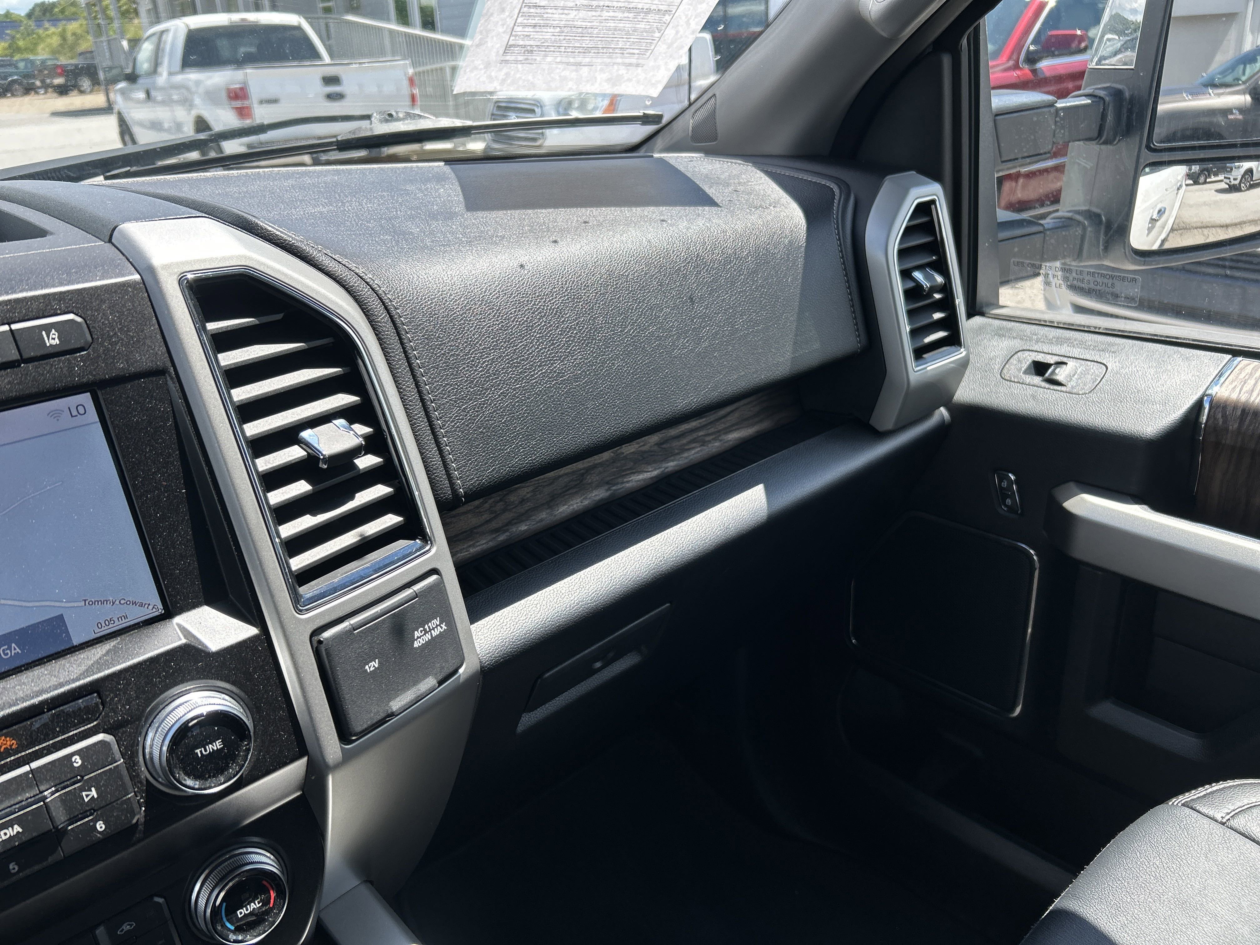 Used 2020 Ford F150 Lariat w/ Equipment Group 502A Luxury AWD/4WD image 33