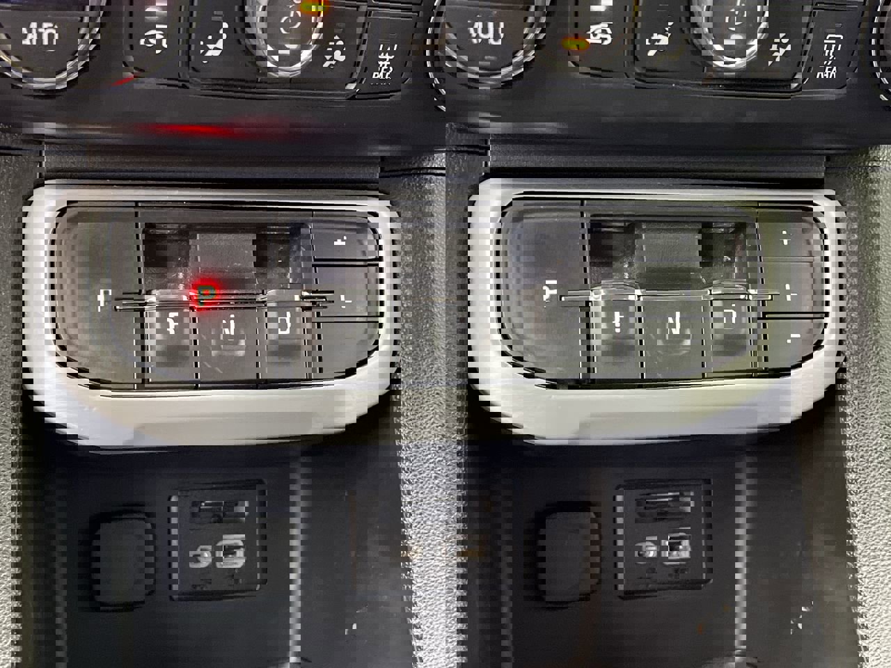 Used 2021 GMC Acadia SLT w/ Preferred Package AWD/4WD image 26