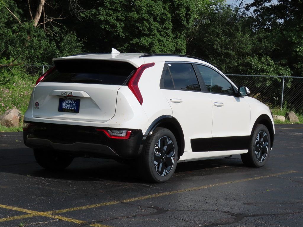 New 2024 Kia Niro Wave image 3