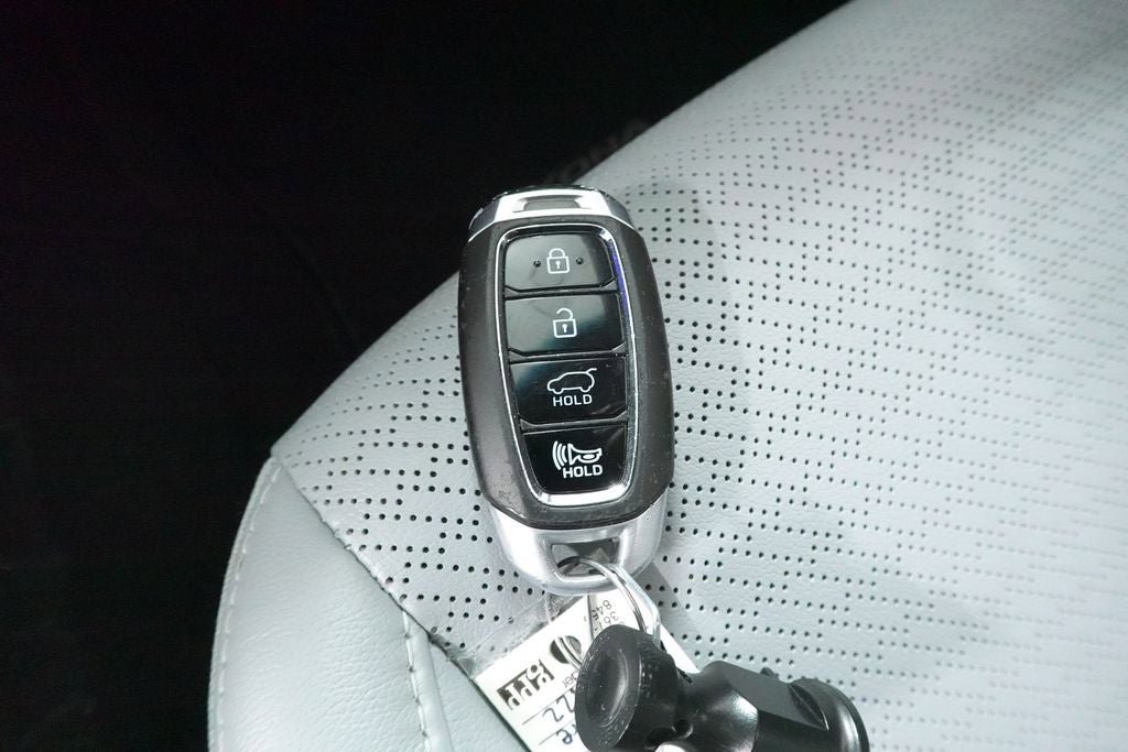 Used 2020 Hyundai Kona Ultimate w/ Cargo Package AWD/4WD image 21