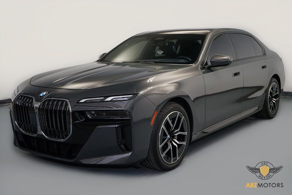 Used 2024 BMW 740i w/ Premium Package image 3