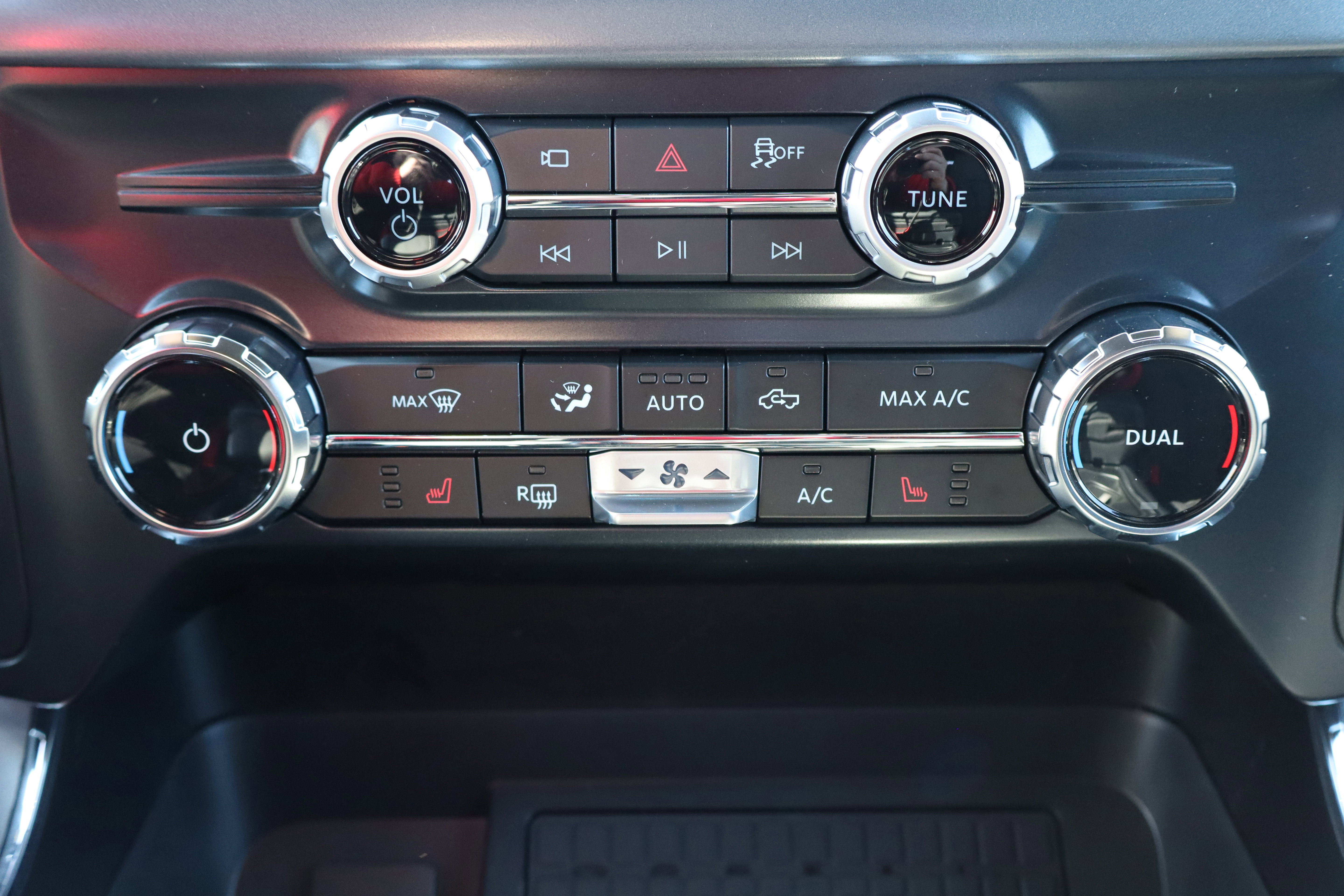 New 2026 Ford F150 XLT w/ Equipment Group 302A MID image 22