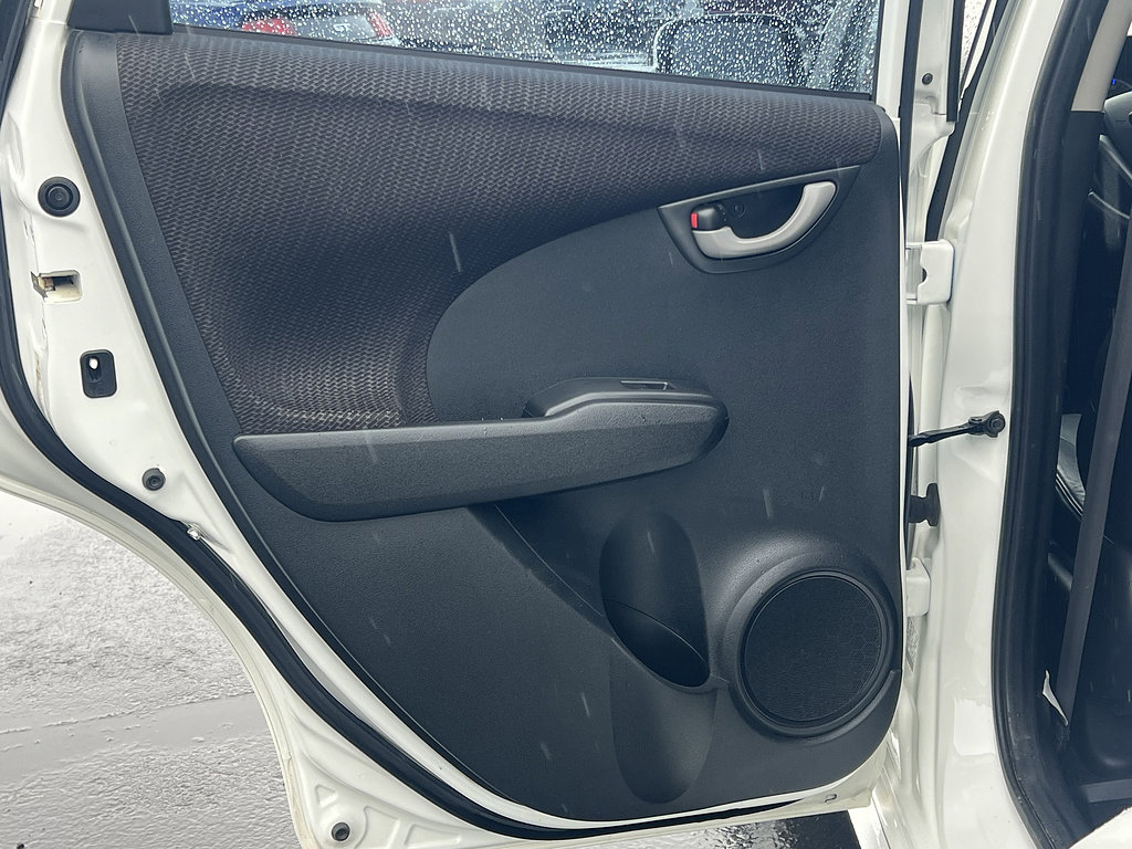 Used 2013 Honda Fit Sport image 28