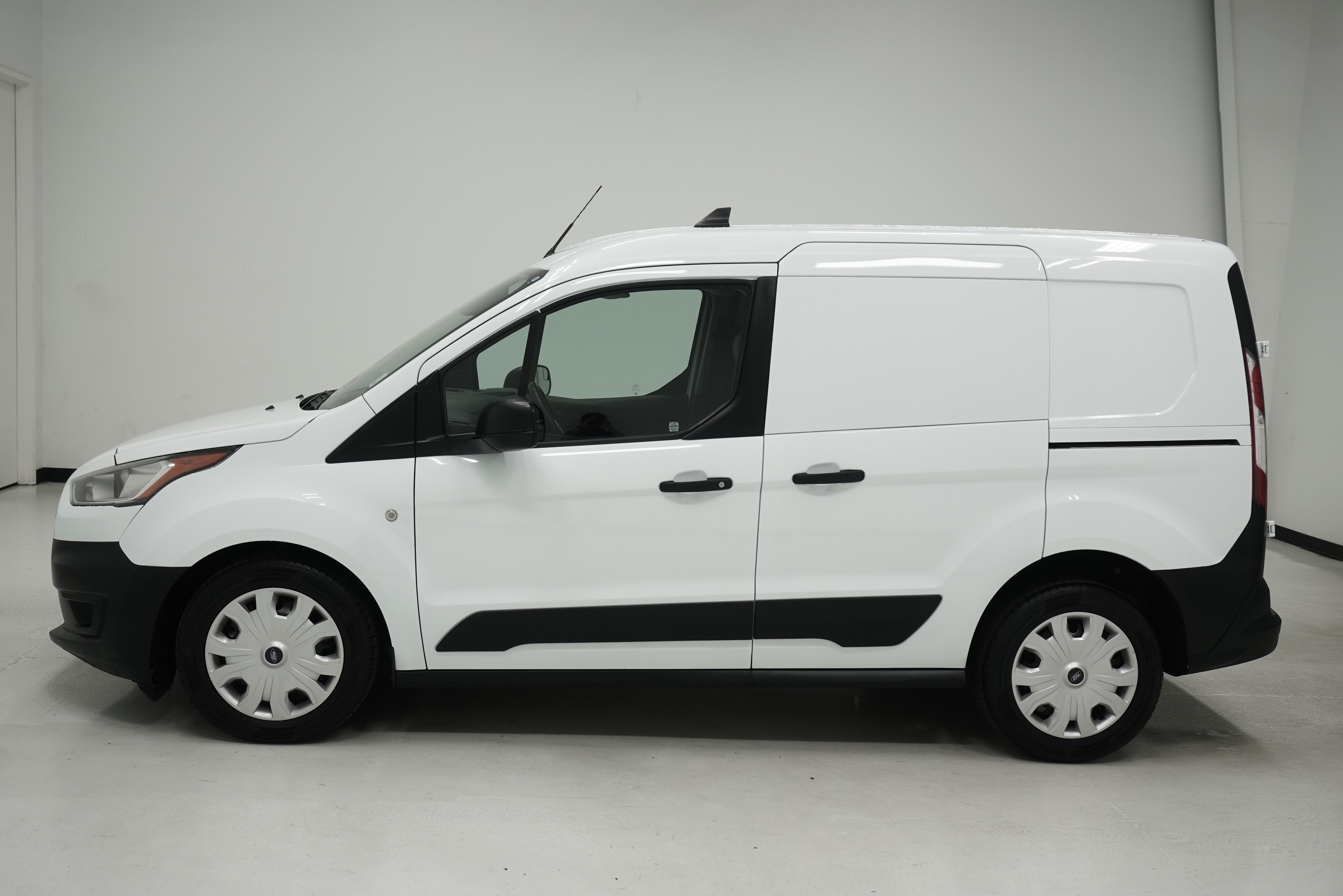 Used 2019 Ford Transit Connect XL FWD image 7