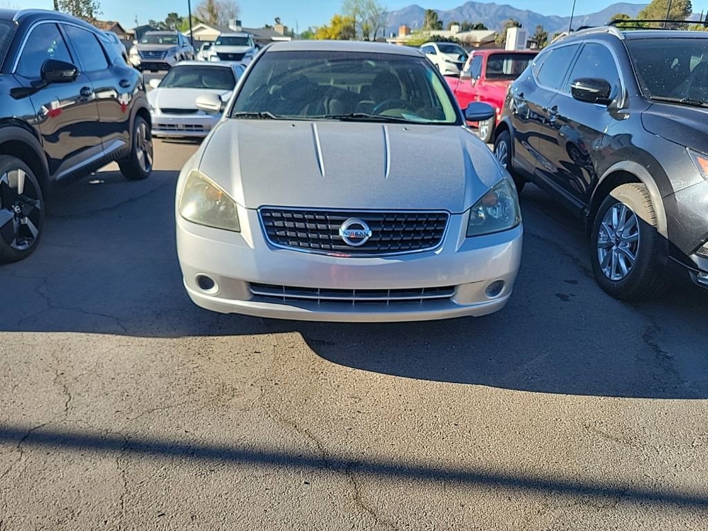 Used 2005 Nissan Altima 2.5 image 1