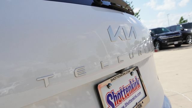 Used 2023 Kia Telluride SX Prestige X-Pro AWD/4WD image 12