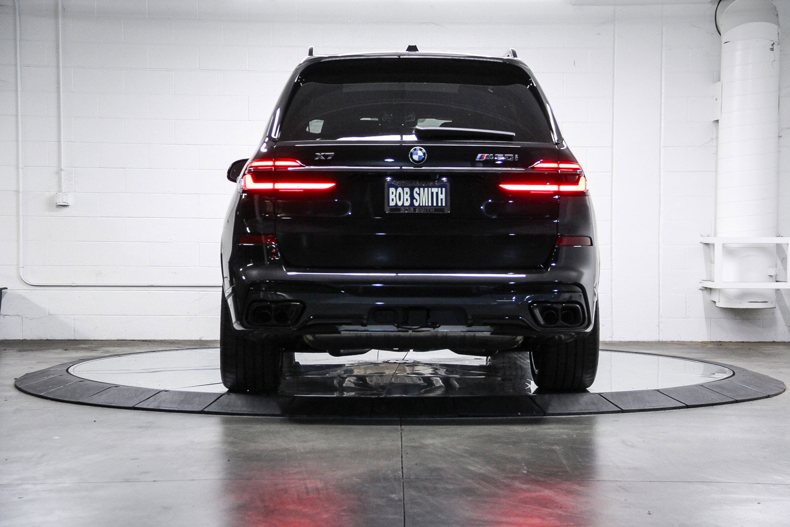 New 2026 BMW X7 M60i image 5