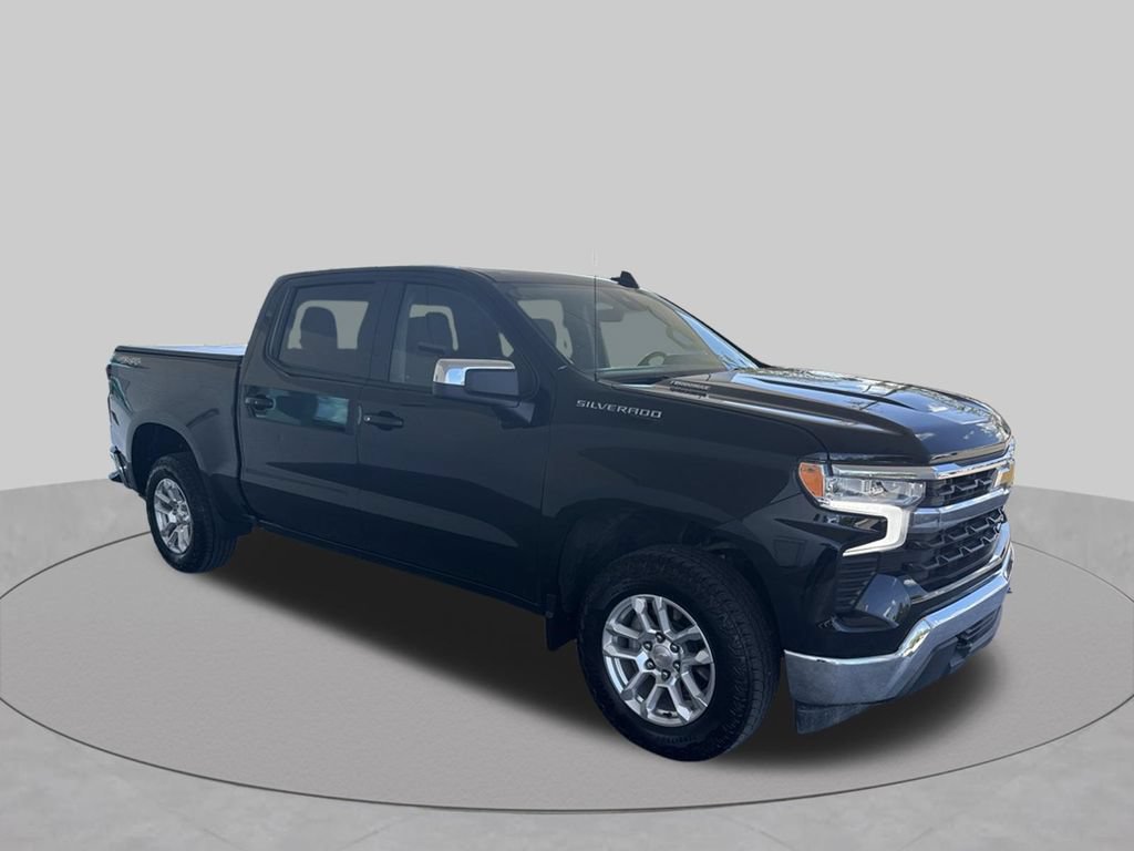 Used 2024 Chevrolet Silverado 1500 LT AWD/4WD image 12