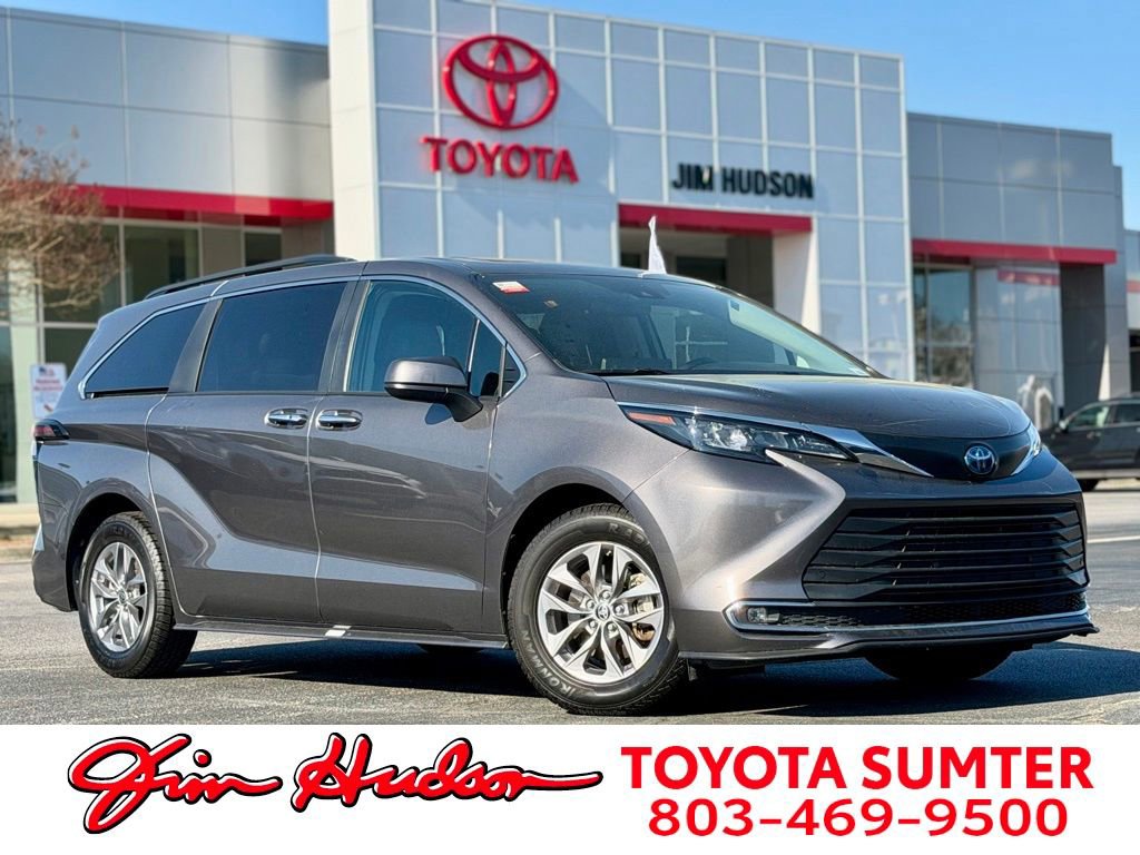 Used 2024 Toyota Sienna XLE