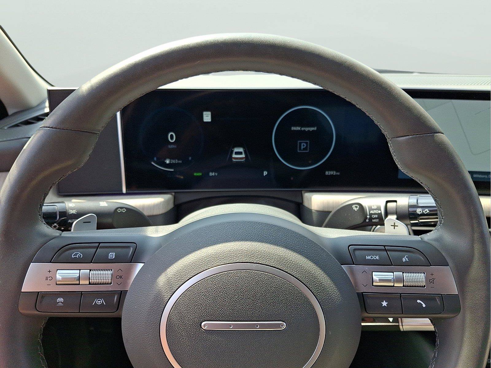 Used 2025 Hyundai Sonata Limited FWD image 18