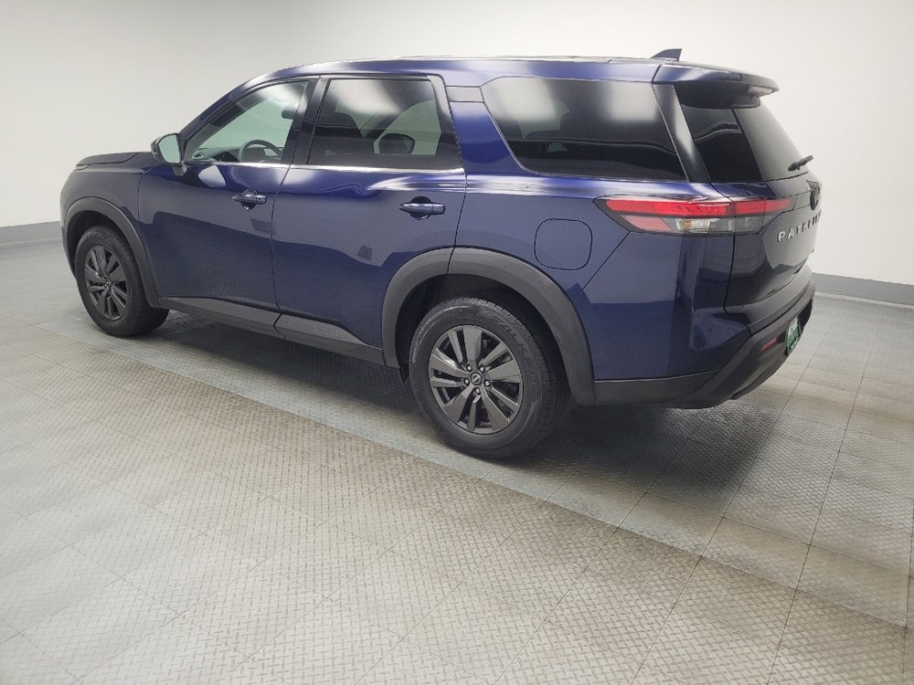 Used 2022 Nissan Pathfinder S image 3