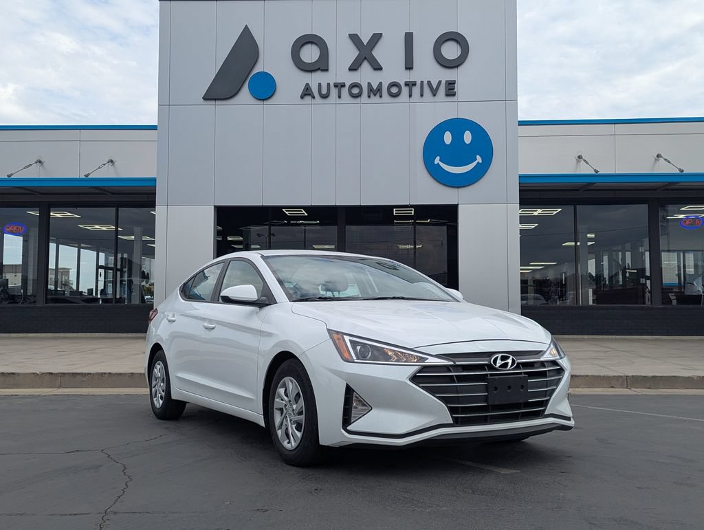 Used 2019 Hyundai Elantra SE w/ Cargo Package