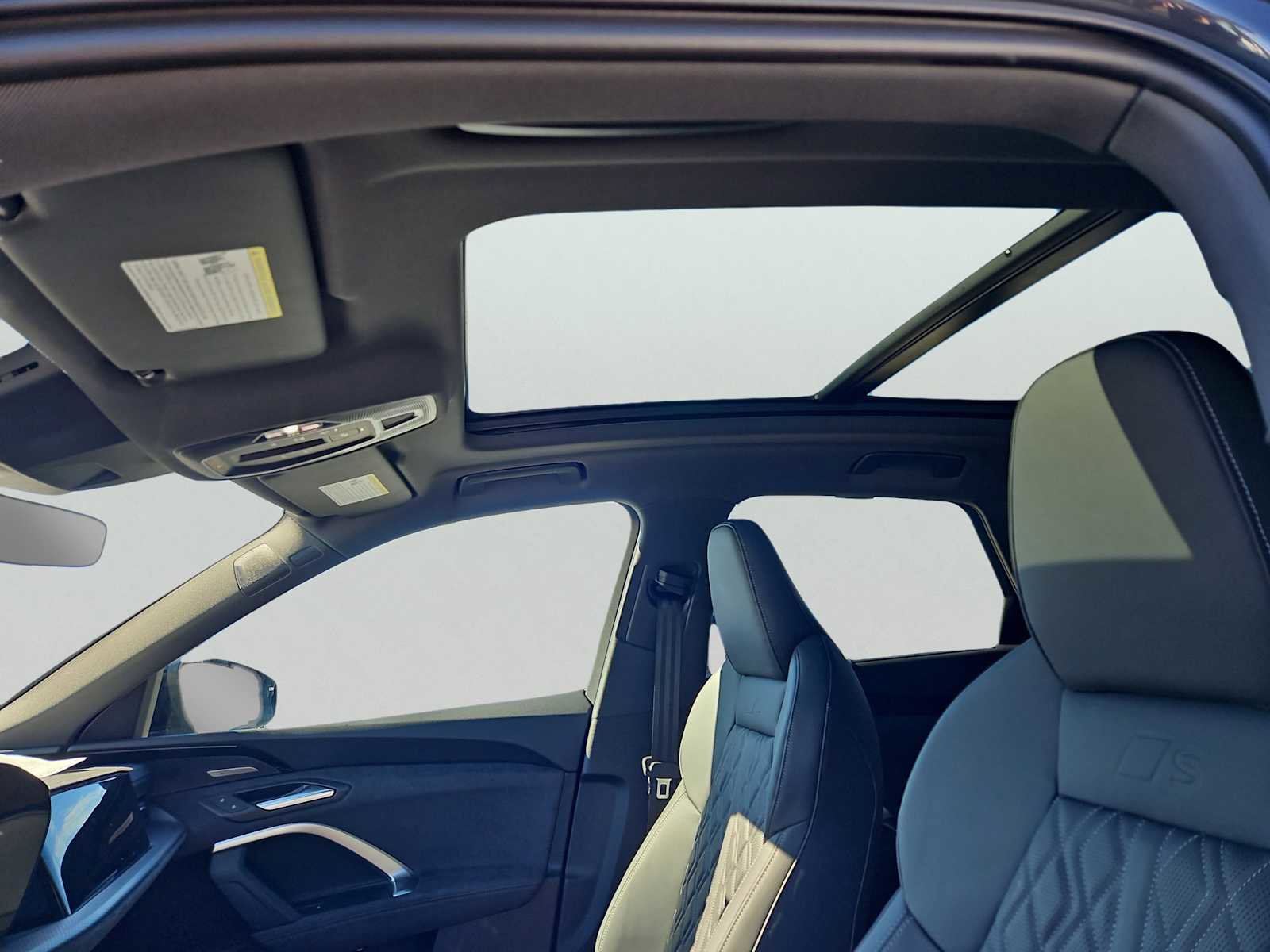 New 2025 Audi SQ5 Premium Plus image 8