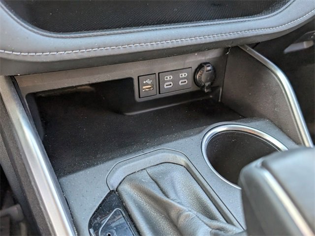 Used 2024 Toyota Highlander LE image 25
