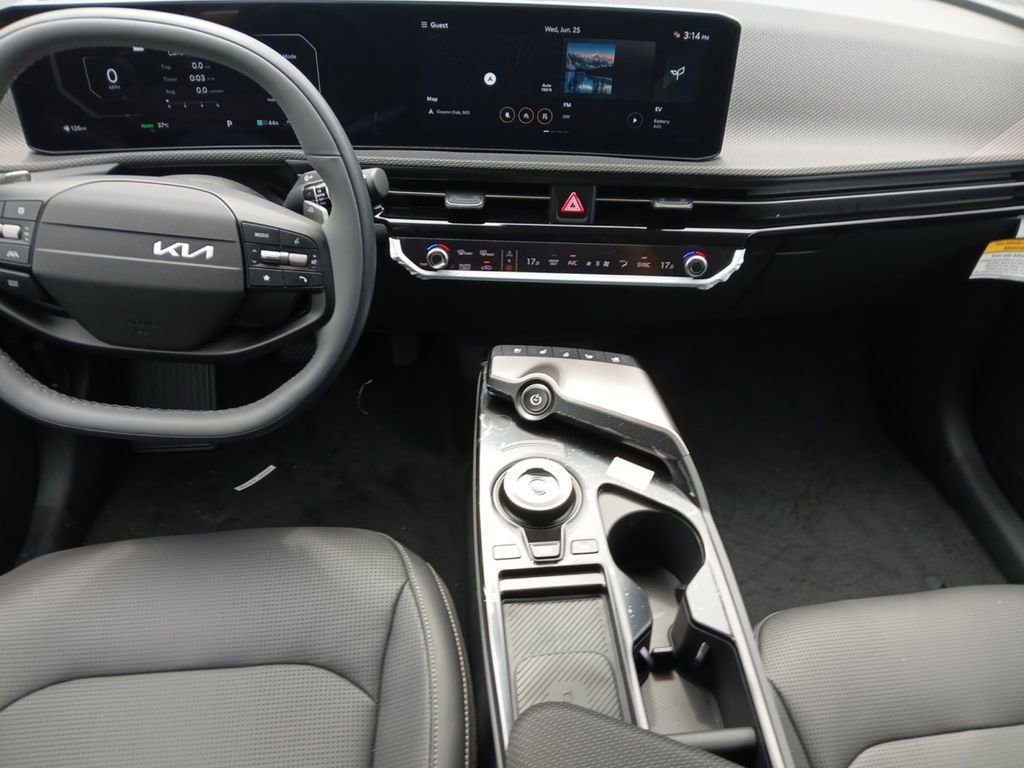 New 2025 Kia EV6 Wind AWD/4WD image 11