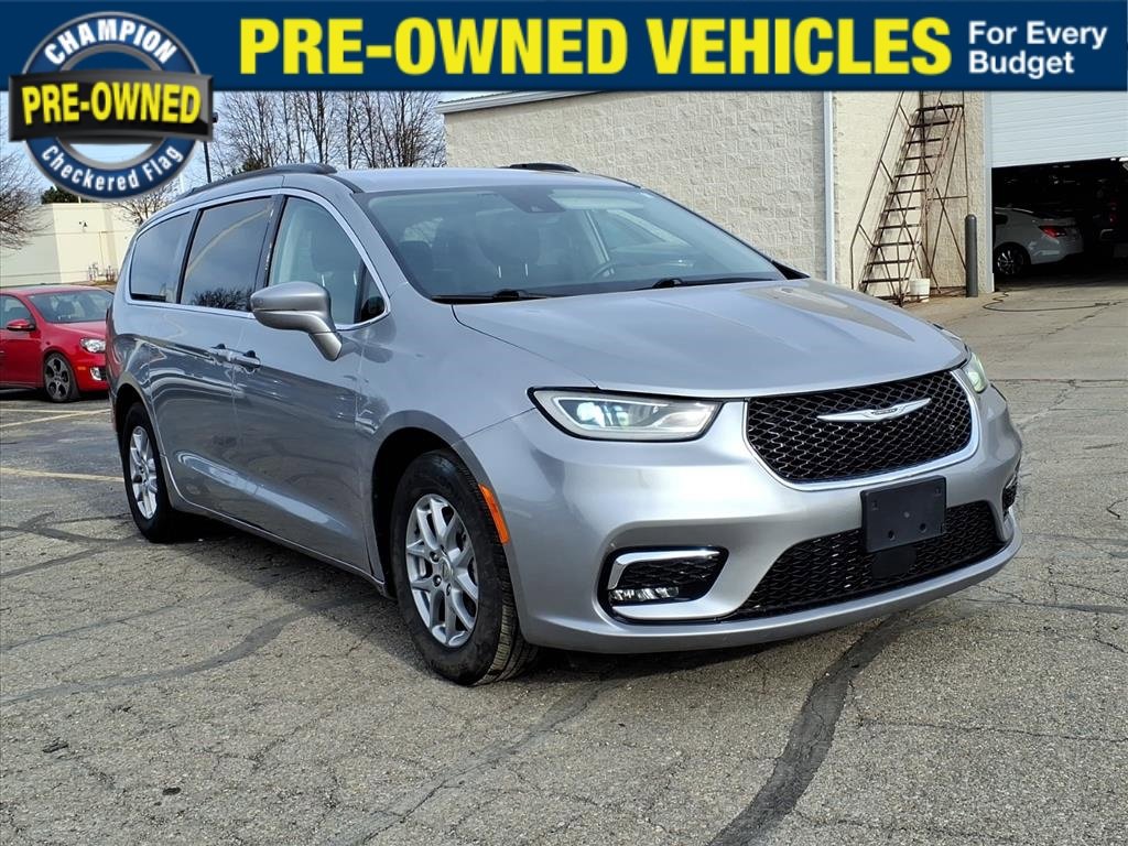Used 2021 Chrysler Pacifica Touring