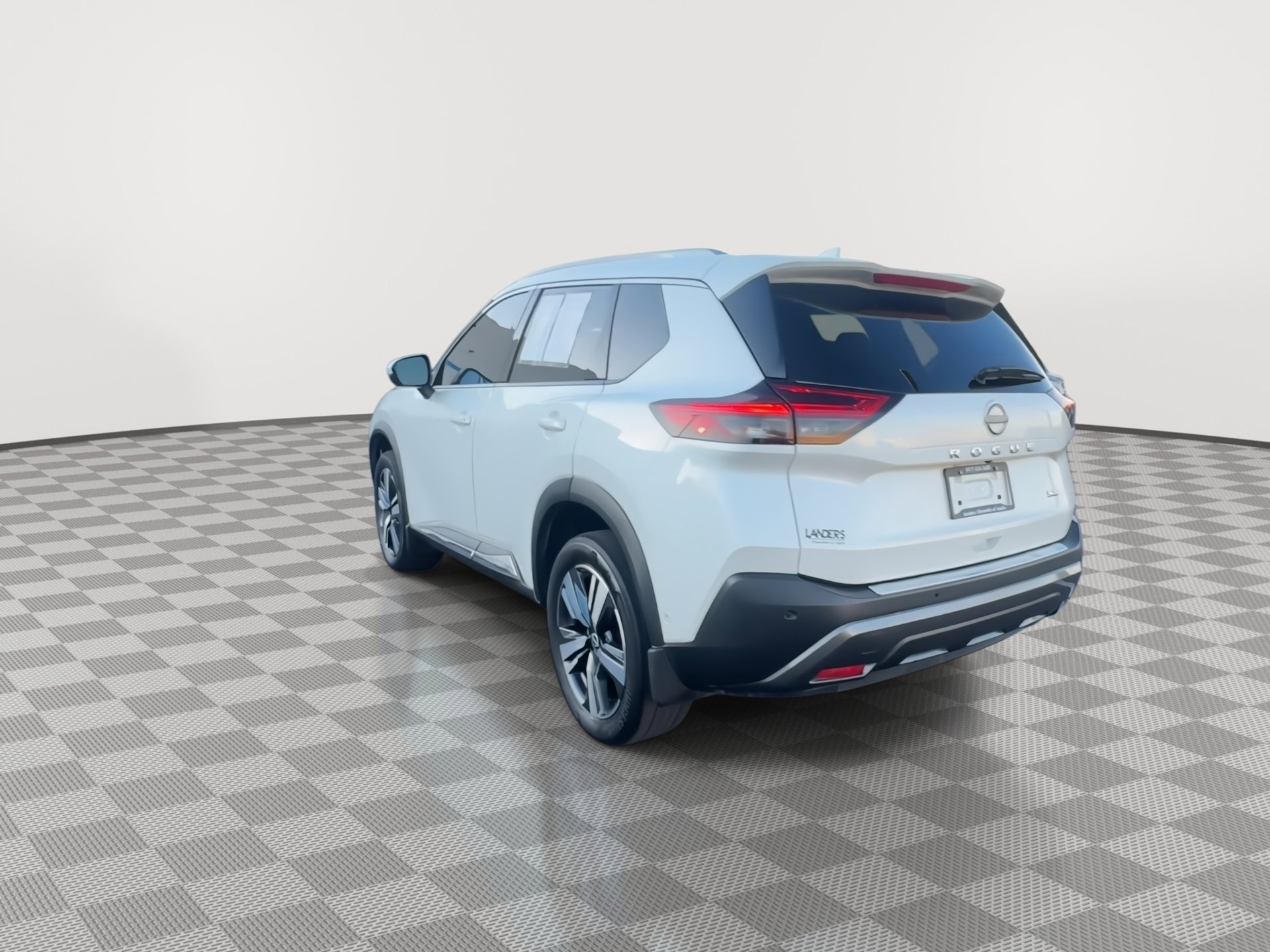 Used 2023 Nissan Rogue SL w/ SL Premium Package image 7