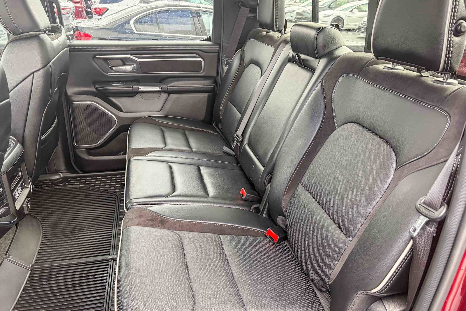 Used 2024 RAM 1500 Laramie image 17