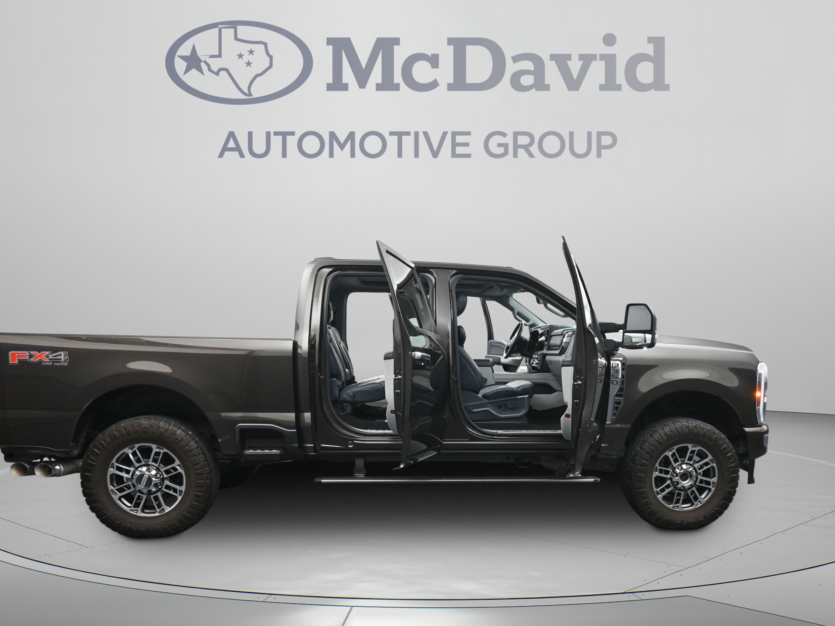 Used 2024 Ford F350 Limited w/ FX4 Off-Road Package AWD/4WD image 41