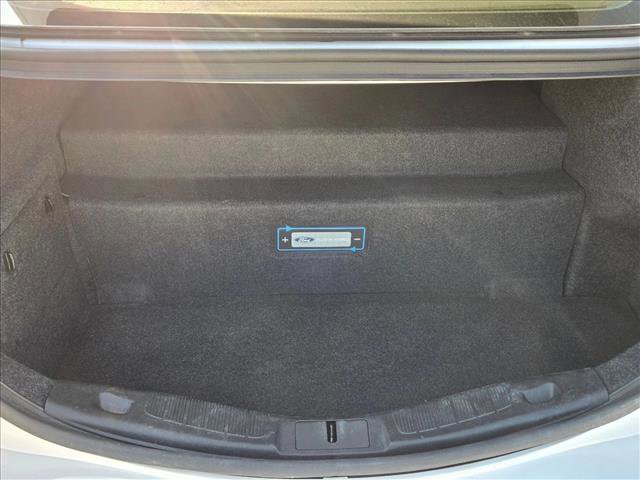 Used 2018 Ford Fusion Energi SE image 6