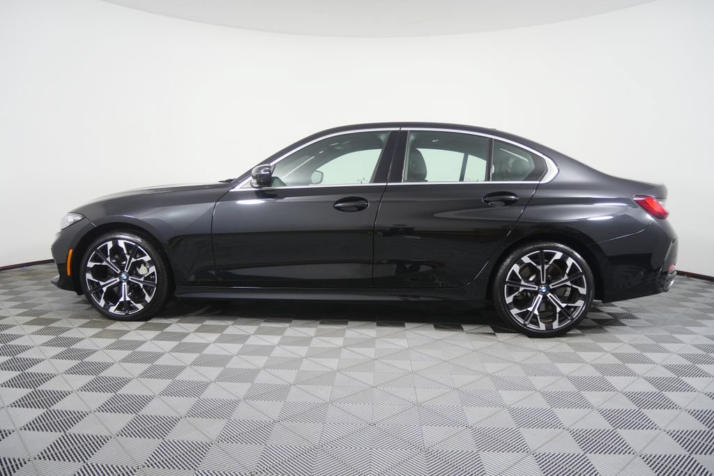 Certified 2025 BMW 330i Sedan RWD image 7