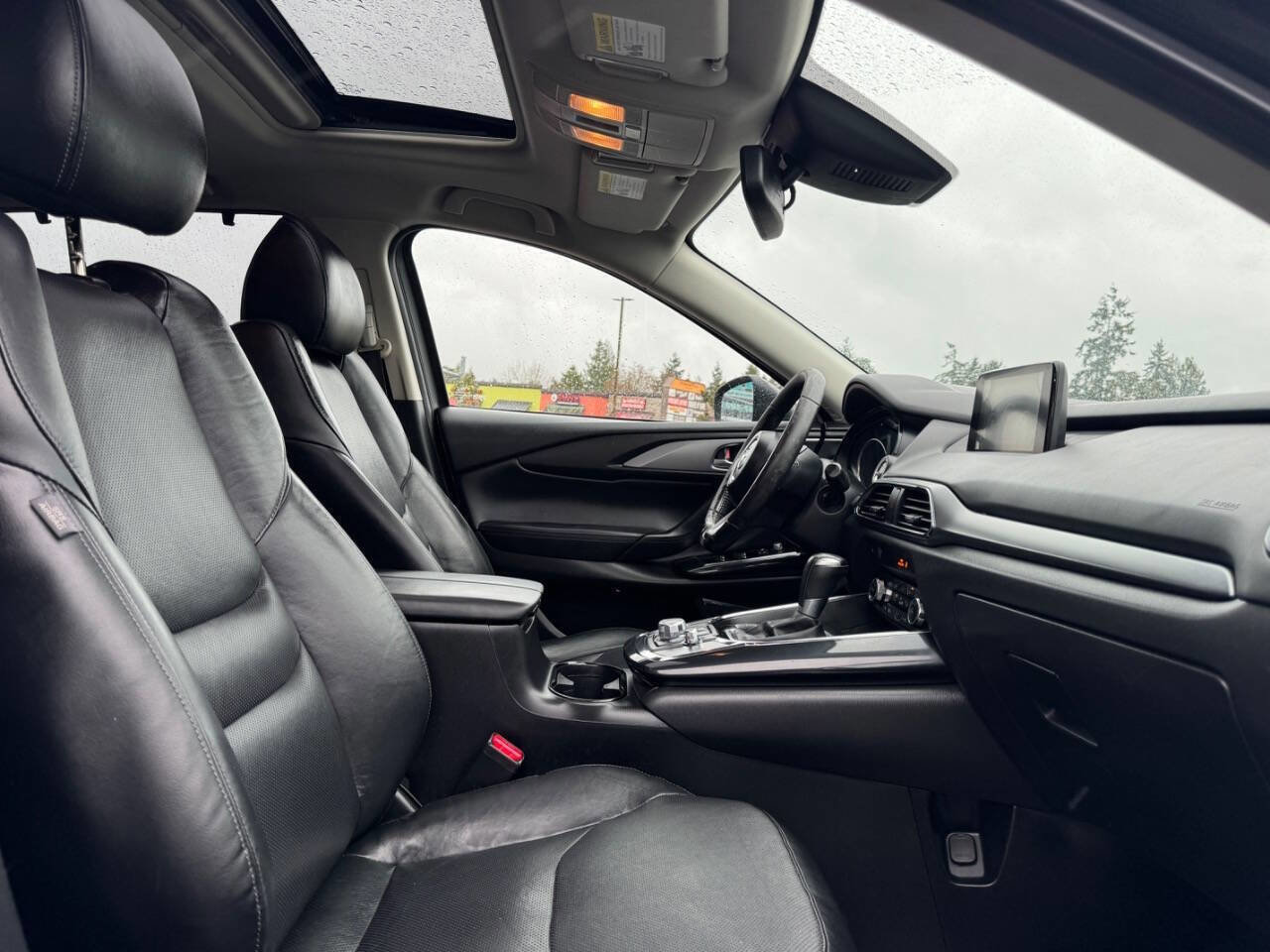 Used 2018 MAZDA CX-9 Touring w/ Touring Premium Package image 12