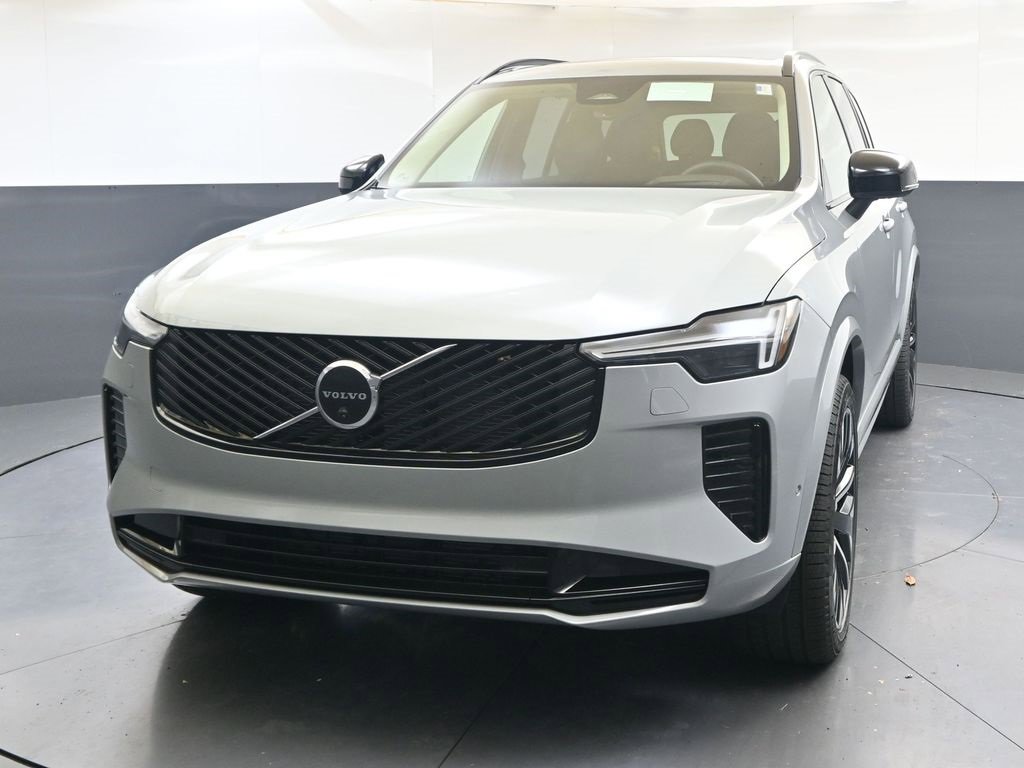 New 2026 Volvo XC90 B6 Ultra w/ Lounge Package