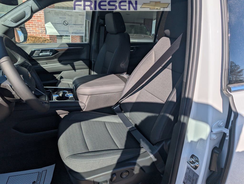 New 2026 Chevrolet Suburban LS w/ Max Trailering Package image 15