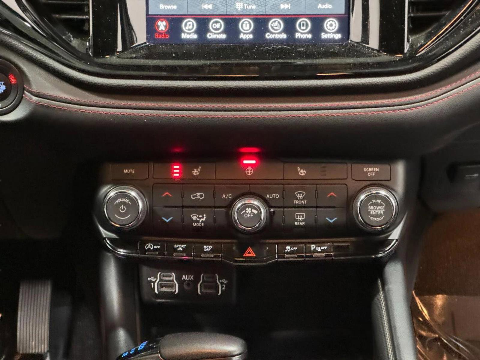 Used 2023 Dodge Durango GT image 17