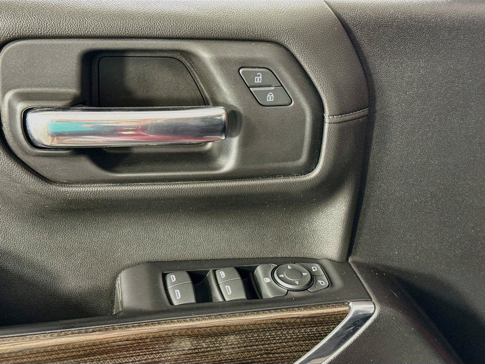 Used 2019 Chevrolet Silverado 1500 LT w/ All-Star Edition AWD/4WD image 11