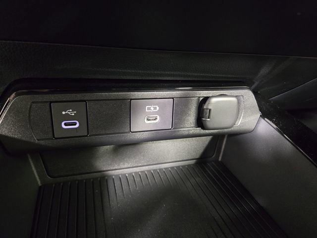 New 2026 Toyota Prius Plug-In Hybrid image 25