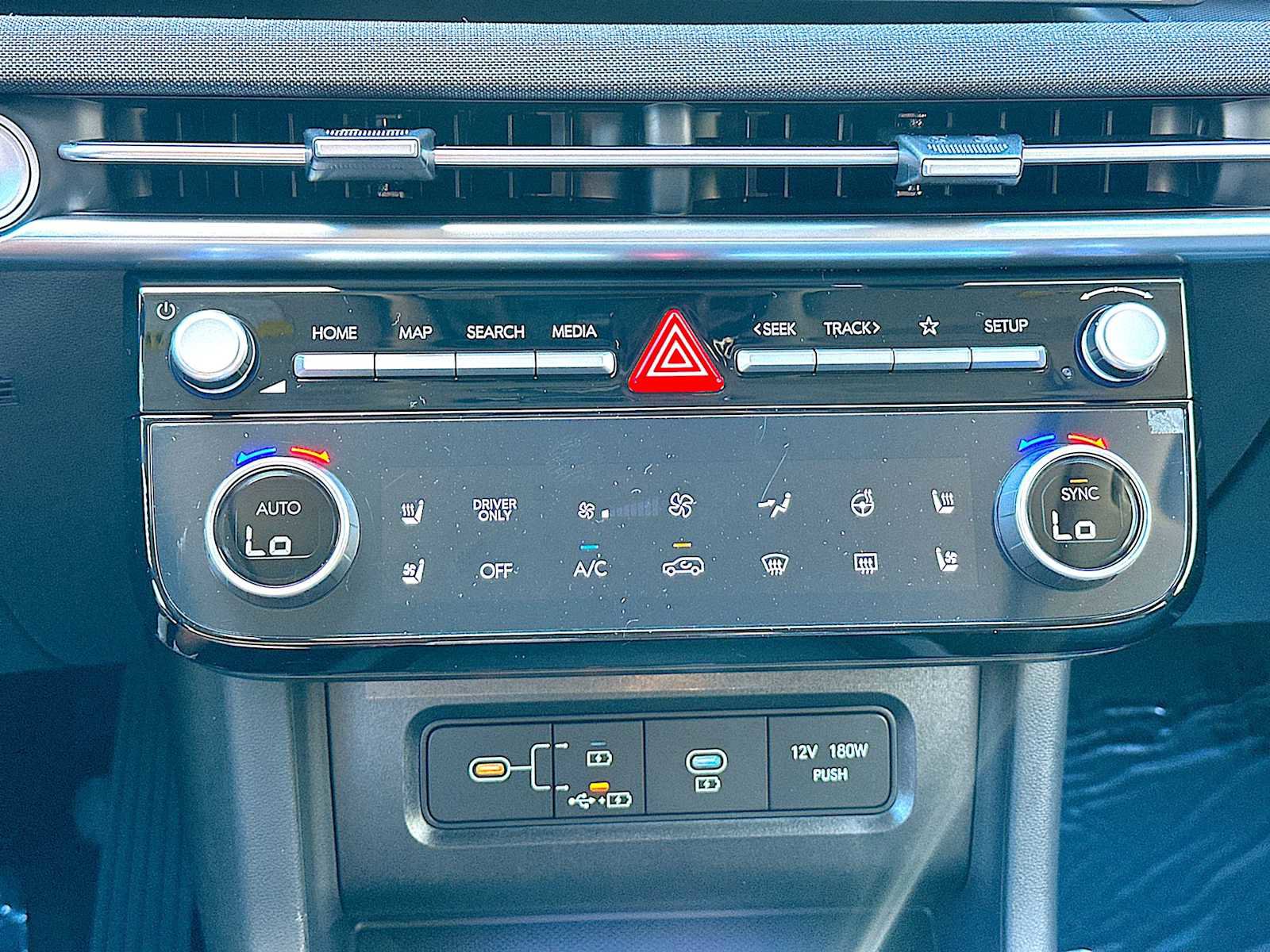 New 2026 Hyundai Tucson Limited AWD/4WD image 17