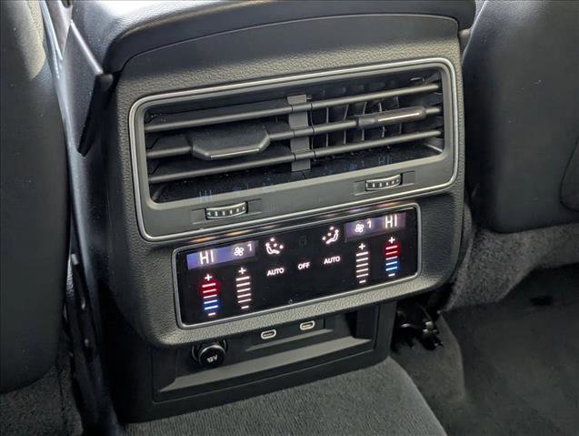 Used 2023 Audi Q8 Premium Plus image 18