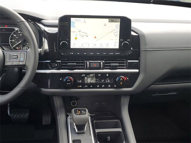 New 2025 Nissan Pathfinder SL w/ Black Appearance Package image 23