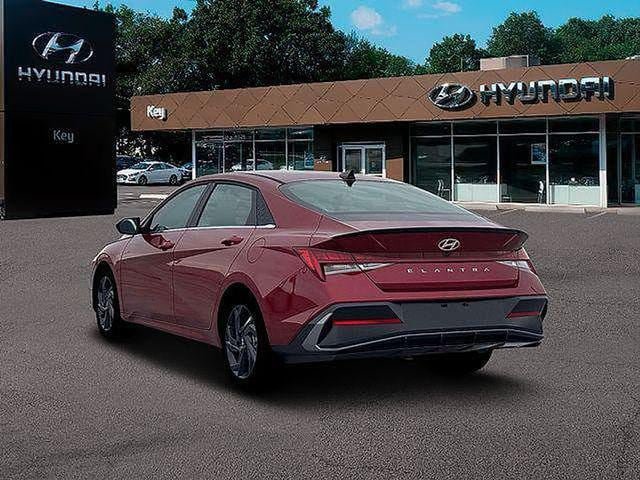 New 2026 Hyundai Elantra SEL Sport Premium FWD image 7