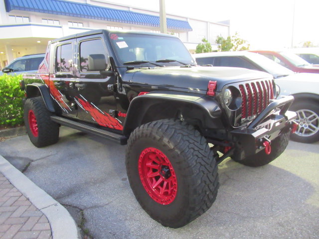 Used 2020 Jeep Gladiator Sport w/ Quick Order Package 24S AWD/4WD image 1