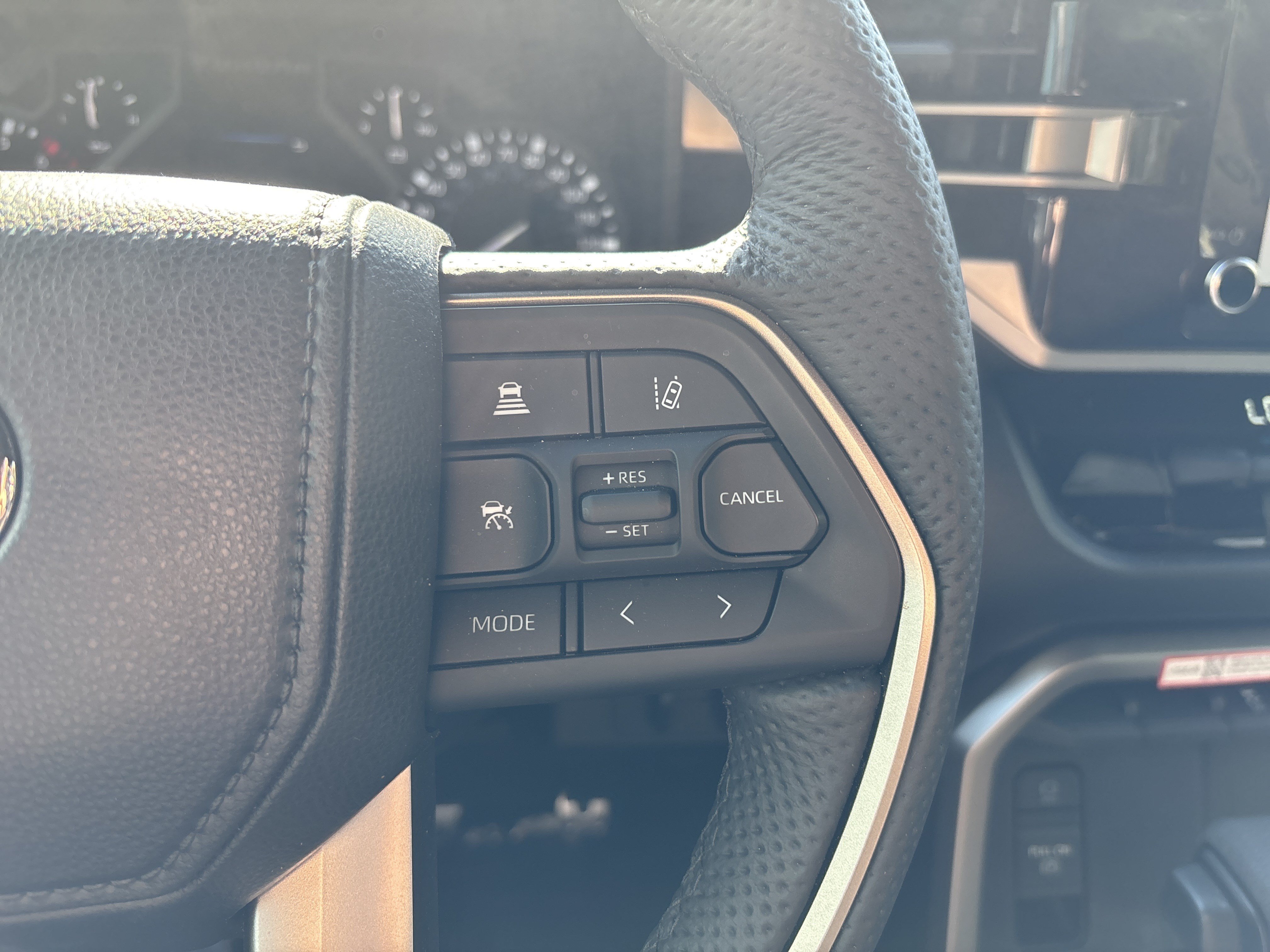 Used 2026 Toyota Tundra SR5 w/ TRD Off-Road Package AWD/4WD image 18