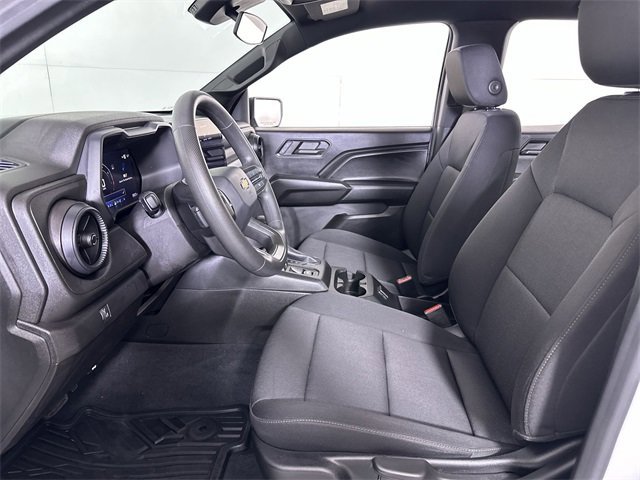 Used 2024 Chevrolet Colorado W/T image 20