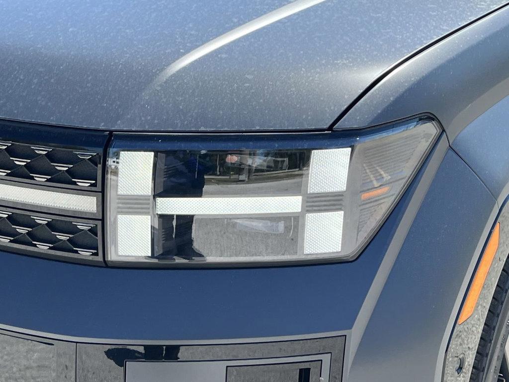 New 2025 Hyundai Santa Fe Calligraphy FWD image 21