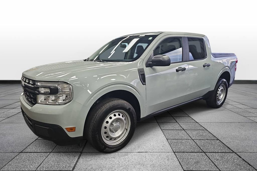 Used 2024 Ford Maverick XL image 1