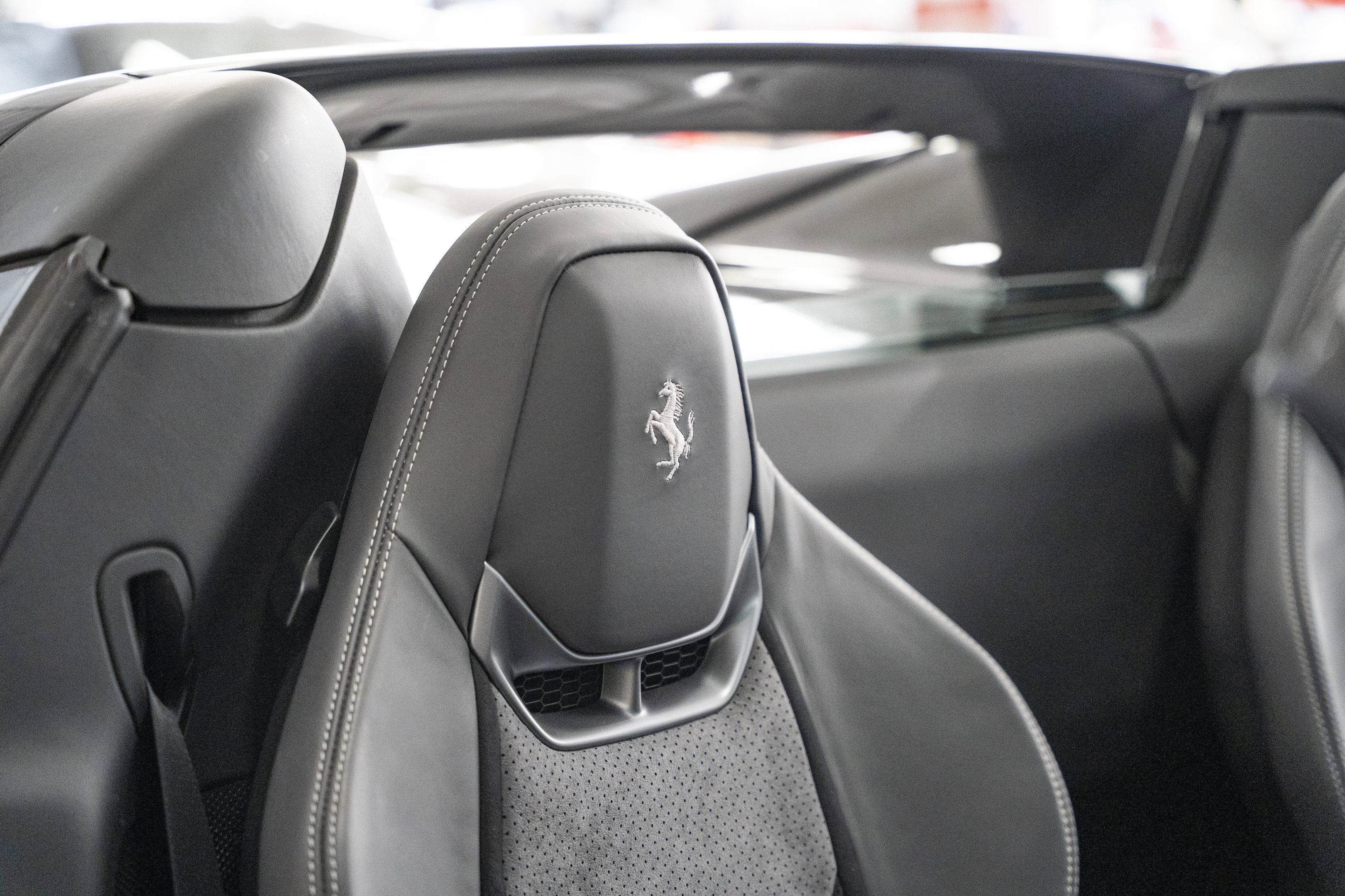 Certified 2025 Ferrari 296 GTS image 33