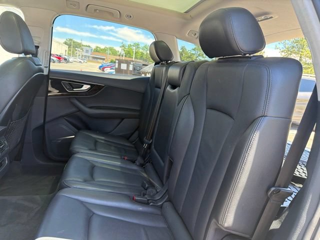 Used 2018 Audi Q7 3.0T Premium Plus AWD/4WD image 22