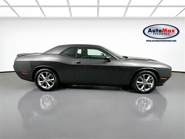 Used 2023 Dodge Challenger SXT w/ Cold Weather Group image 9