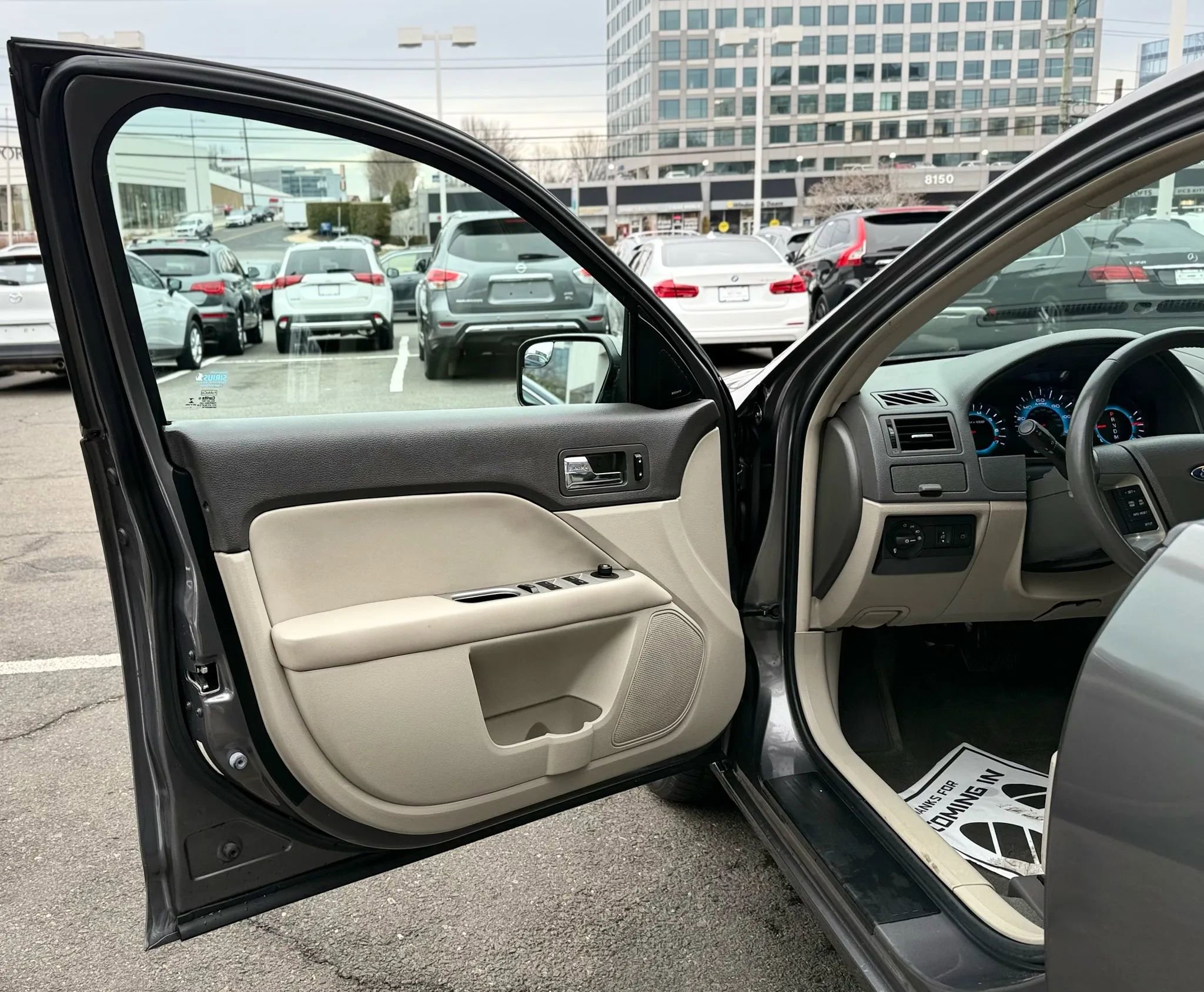 Used 2012 Ford Fusion SEL FWD image 9