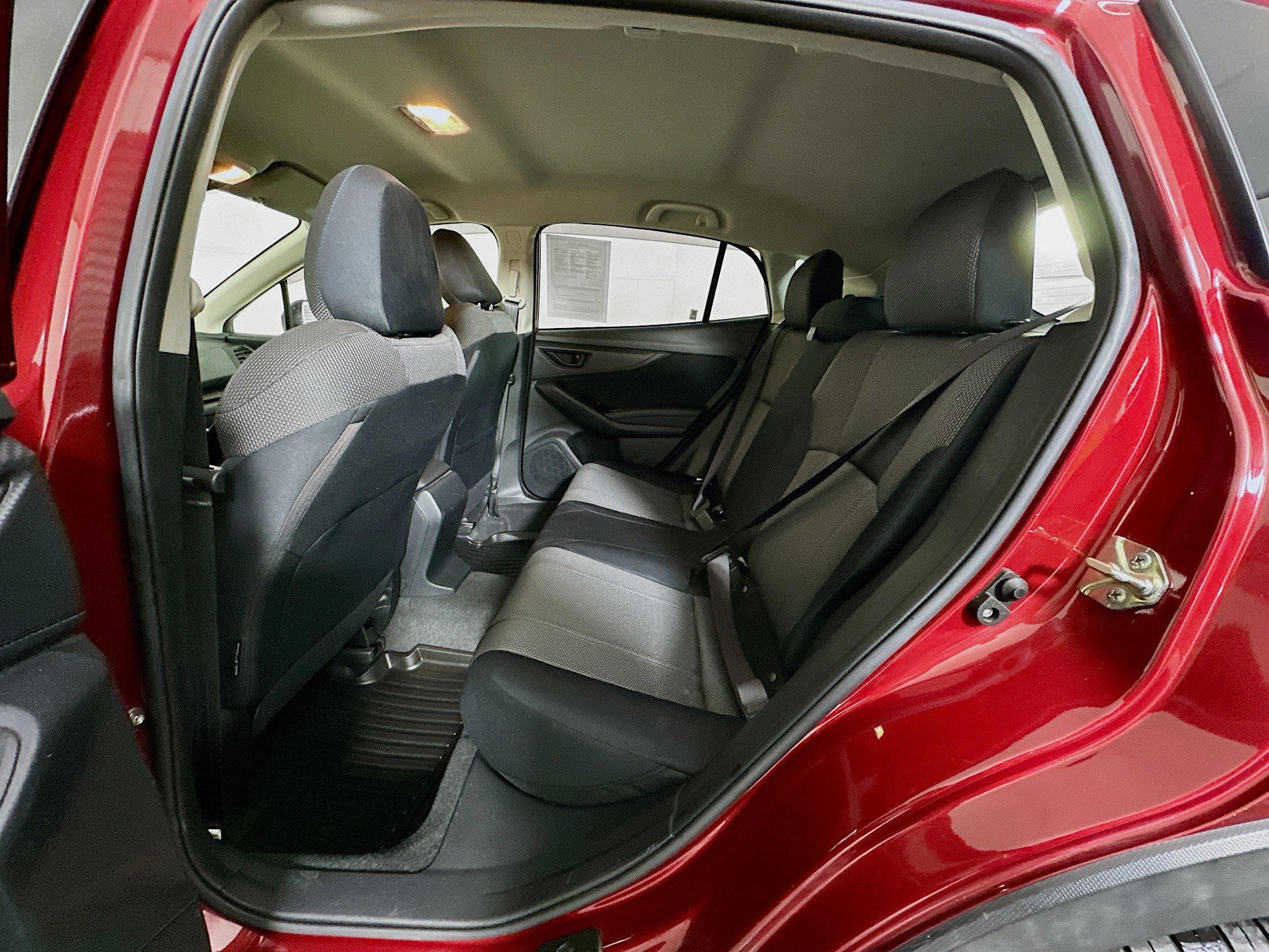 Used 2019 Subaru Crosstrek 2.0i w/ Eyesight System image 25