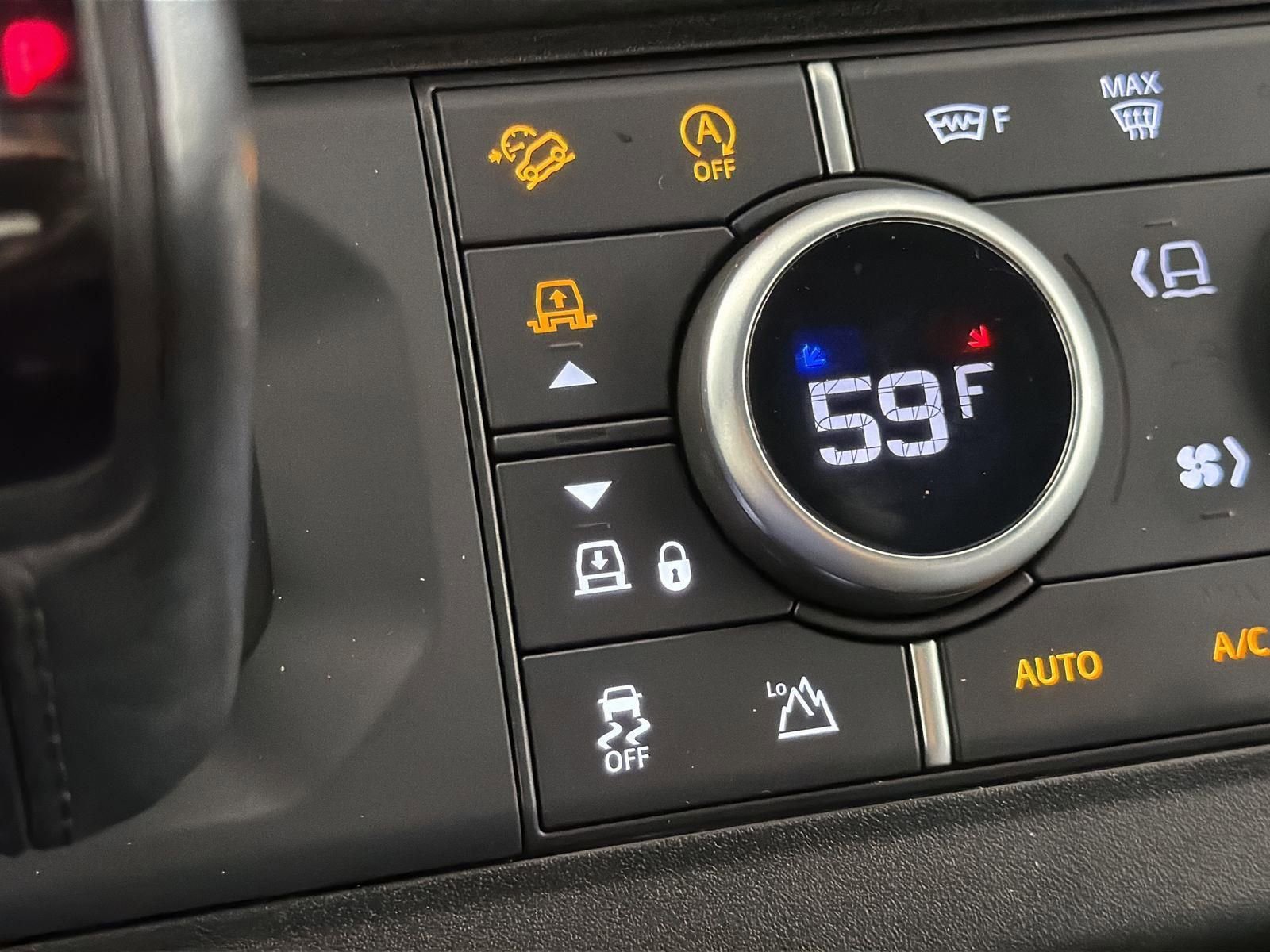 Used 2023 Land Rover Defender 110 S image 19