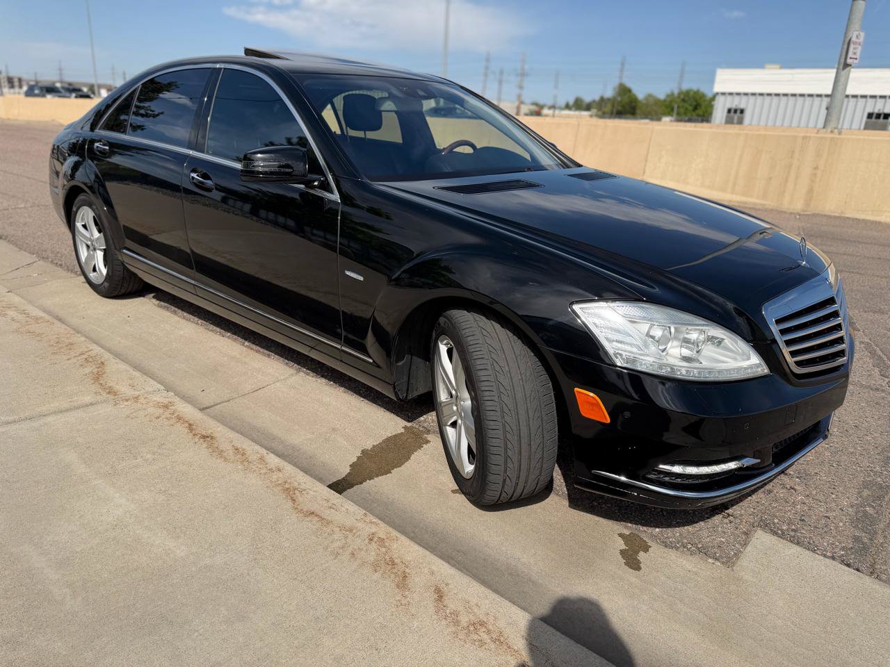 Used 2012 Mercedes-Benz S 550 image 4