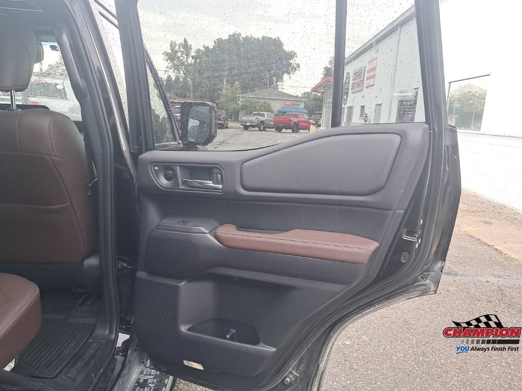 Used 2025 Toyota Land Cruiser w/ Premium Package AWD/4WD image 20